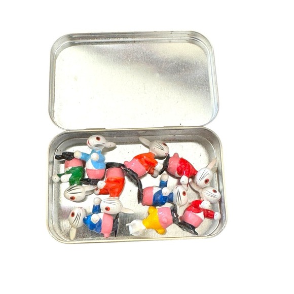 Vtg 1970 handpainted wooden Easter bunnies Worry Animals set of 9 Altoid Tin - Picture 1 of 4